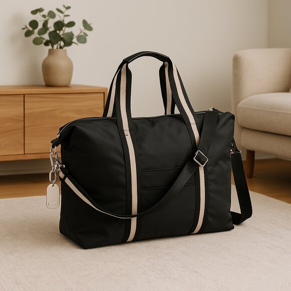 Water-Resistant Black Nylon Travel Bag, Overnight & Sports Tote, Beach Bag NEW - Picture 6 of 12